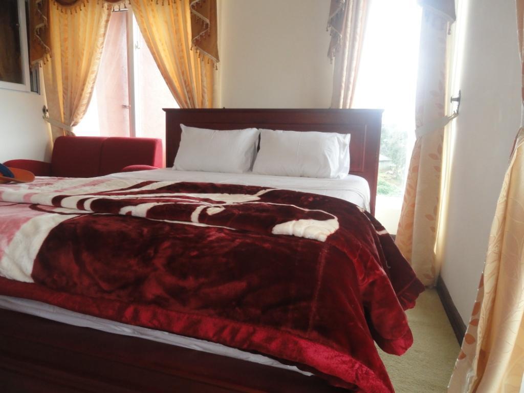 City And Hills View Apartment Νουβάρα Ελίγια Δωμάτιο φωτογραφία